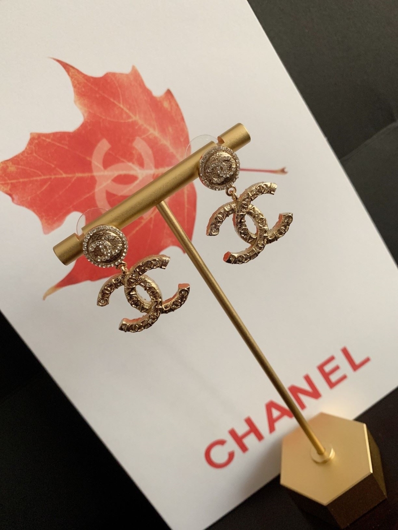 Ch**el earrings